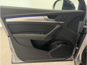 Audi Q5 TFSI e S line business 55 e qu. S tr. MATRIX
