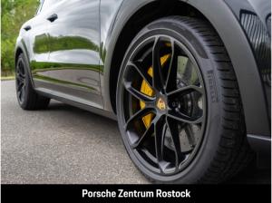 Porsche Cayenne Turbo GT / 640 PS / tiefschwarzmetallic