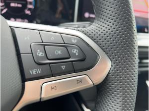 Volkswagen Golf VIII 1.5 eTSI DSG R-Line Navi LED ACC PDC