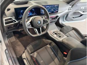 BMW 320 d xDrive Touring 19" M-Sport  360* Kamera Head-UP ACC Panorama
