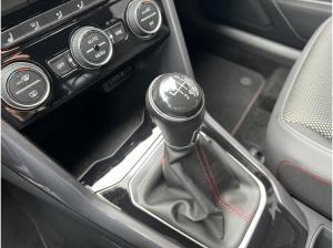 Volkswagen T-Roc 1.5 TSI Sport ACC+RFK+PDC+SHZ+LED+MFL