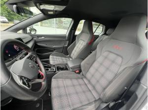 Volkswagen Golf VIII 2.0 TSI GTI MFL+CARPLAY+PDC+LED+KLIMA