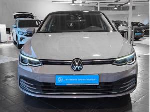 Volkswagen Golf VIII 1.5 eTSI DSG Move Panoramadach ParkAssistent
