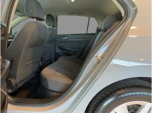 Volkswagen Golf VIII 1.5 TSI Life Navi Ganzjahresreifen
