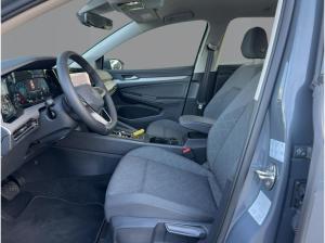 Volkswagen Golf VIII Variant 1.5 eTSI Life DSG AHK Navi