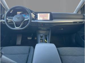 Volkswagen Golf VIII Variant 1.5 eTSI Life DSG AHK Navi