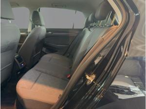 Volkswagen Golf VIII 1.5 TSI Life Navi Ganzjhahresreifen