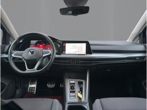 Volkswagen Golf VIII 1.5 eTSI Active DSG Ganzjahresreifen Rückfahrkamera