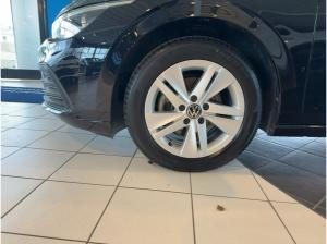 Volkswagen Golf VIII 1.5 TSI Life Navi Ganzjhahresreifen