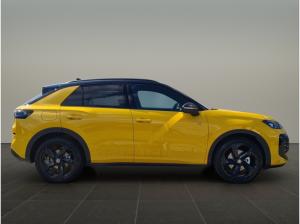 Volkswagen T-Roc 1.5 eTSI DSG R-Line+AHK+WR+HARMANN+MATRIX+