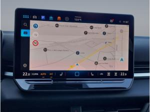 Volkswagen T-Roc 1.5 eTSI DSG R-Line+AHK+WR+HARMANN+MATRIX+