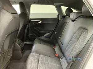Audi A5 Avant e-hybrid quattro S tronic ACC Navi