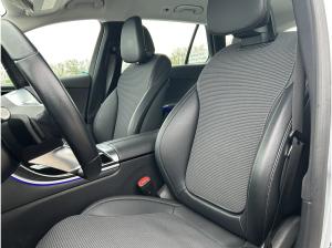 Mercedes-Benz C 200 d T Avantgarde+LED+Distronic+CarPlay+RüKa+2 Jahre Garantie
