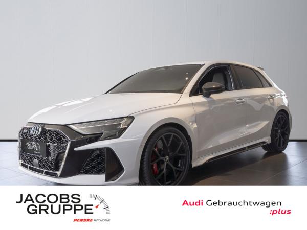 Audi RS3 Sportback 2.5 TFSI quattro Sportabgas/Schalensitze/Dynamik/Matrix/
