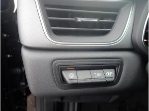 Renault Captur Techno Mild Hybrid 140 EDC