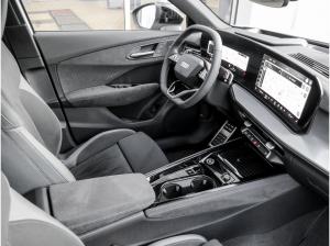 Audi Q3 SUV TFSI quattro s tronic PANO MATRIXLED LM20