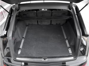 Audi Q7 SUV S Line 60 TFSIe quattro AHK PANO B&O LM22