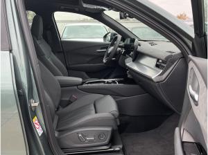 Audi Q3 TFSI S tronic S line AHK Matrix OLED Pano