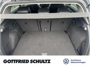 Volkswagen Golf VIII GOAL eTSI DSG AHK NAVI SITZHEIZUNG EINPARKHILFE LED