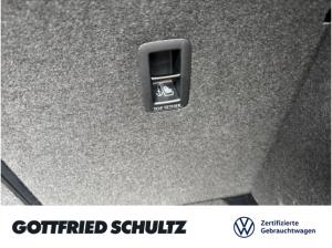 Volkswagen Golf VIII GOAL eTSI DSG AHK NAVI SITZHEIZUNG EINPARKHILFE LED