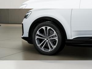 Audi Q7 S line 45 TDI quattro, AHK, Matrix, Standheizung, Optikpaket Schwarz, Allradlenkung, 8-Fach bereift