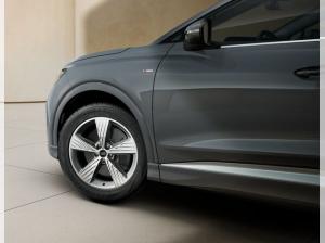 Audi Q4 e-tron SUV performance 210kW *S LINE *NAVI*LED*