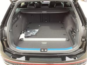 Volkswagen Passat R-Line 2,0 l TDI SCR 110 kW (150 PS) DSG " SOFORT VERFÜGBAR" "Zulassung bis 31.05.2026"