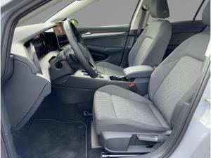 Volkswagen Golf VIII Life 1.5 TSI DSG LED PANO HARMAN TRAVEL