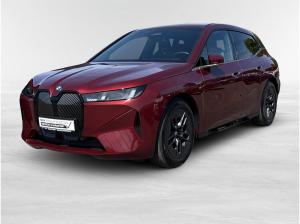 BMW ix xDrive45 DRIVING ASSIST PLUS,LEDER,H/K SOUND,LED-SW,LENKRADHEIZUNG,PARK ASSIST,20 Zoll ALU