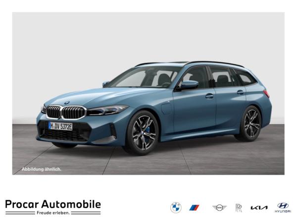 BMW 330 330e M Sport, AHK H&K Pano Parking Plus