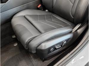 BMW i5 eDrive40 M Sport ACC RFK NAVI Standh. LED LM