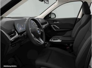 BMW X1 sDrive18i PANO ACC AHK RFK NAVI LED PDC V+H