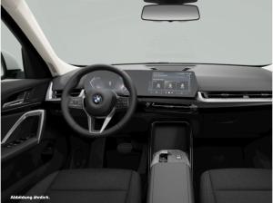 BMW X1 sDrive18i PANO ACC AHK RFK NAVI LED PDC V+H