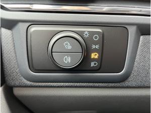 Ford Tourneo Custom Active L2 Aut. 4WD 5J.*Gar. AHK+Standheiz.
