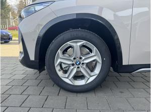 BMW X1 sDrive20i *Lageraktion* 22% * ACC * Pano * AHK * H&K * Lenkradheiz*
