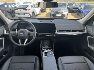 BMW X1 sDrive20i *Lageraktion* 22% * ACC * Pano * AHK * H&K * Lenkradheiz*
