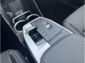 BMW X1 sDrive20i *Lageraktion* 22% * ACC * Pano * AHK * H&K * Lenkradheiz*