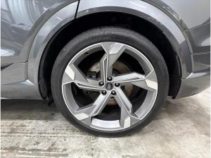 Audi SQ8 Sportback e-tron AHK Pano B&O HUD Matrix
