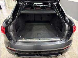 Audi SQ8 Sportback e-tron AHK Pano B&O HUD Matrix