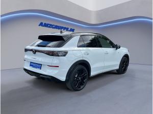 Volkswagen T-Roc 1.5 e-TSI DSG R-Line MatrixLED+Winterpak+Parkassist