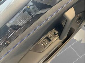 Volkswagen Tiguan R-Line 2.0 TDI 4MOTION DSG BLACKSTYL PANO