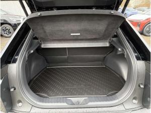 Toyota C-HR+ Lounge 77 kWh, Allradantrieb *Pure Eleganz*