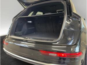 Audi Q5 S line 40 TDI quattro virtual AHK