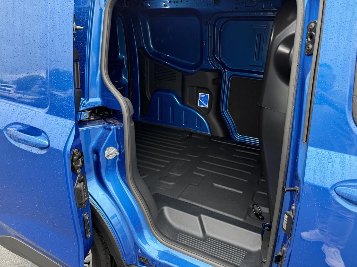 Ford Transit Courier