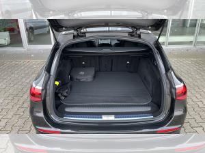 Mercedes-Benz E 300 de 4M T-Modell mit 0,5% Versteuerung+AMG+AHK+360°+DigitalLight+2 Jahre Garantie