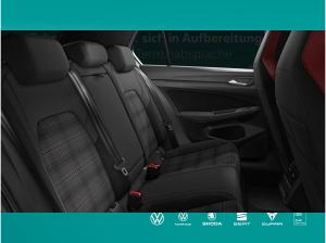 Volkswagen Golf VIII 2.0 TSI GTI DSG Navi LED Pano Kamera Connect