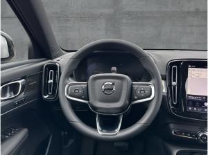 Volvo XC40 B4 2WD Plus Dark (EURO 6e) Klima