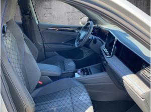 Volkswagen Tiguan 1,5 eTSI DSG R-Line AHK+BlackStyle