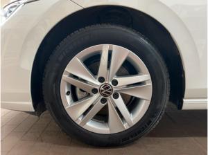 Volkswagen Golf VIII 1.5 TSI Life HeadUp Navi RearView GJR