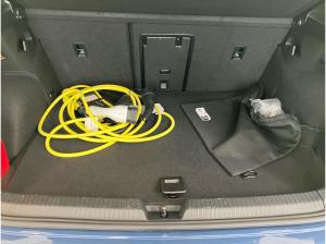 Volkswagen Golf VIII GTE BLACK STYLE 1.5eTSI DSG HYBRID ACC.5J-G.AHK.KAMERA.NAVI+VC.HUD